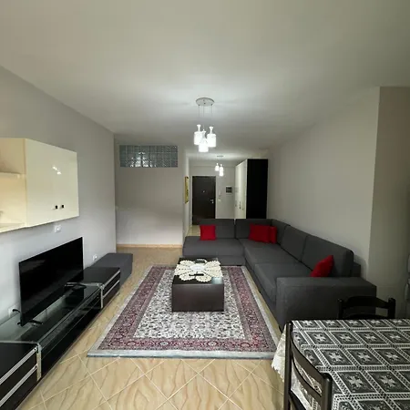 Rajvis Apartment Vlorë