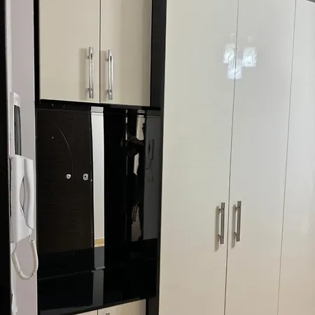 Apartment Rajvis Vlorë